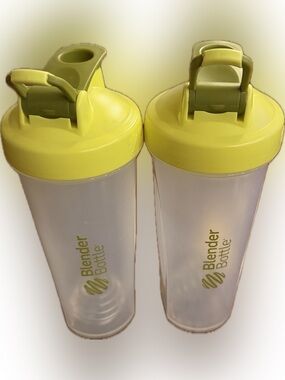Set of 2 Blender Bottle Classic Shakers - Yellow Lid, 32 oz.